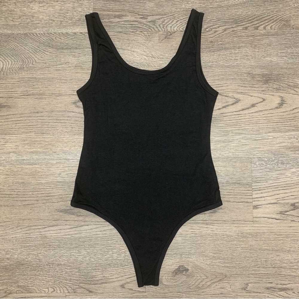 Recycled Karma Bowie Strike Bodysuit -‎ Size M - Black/Red - NWOT - Picture 4 of 7
